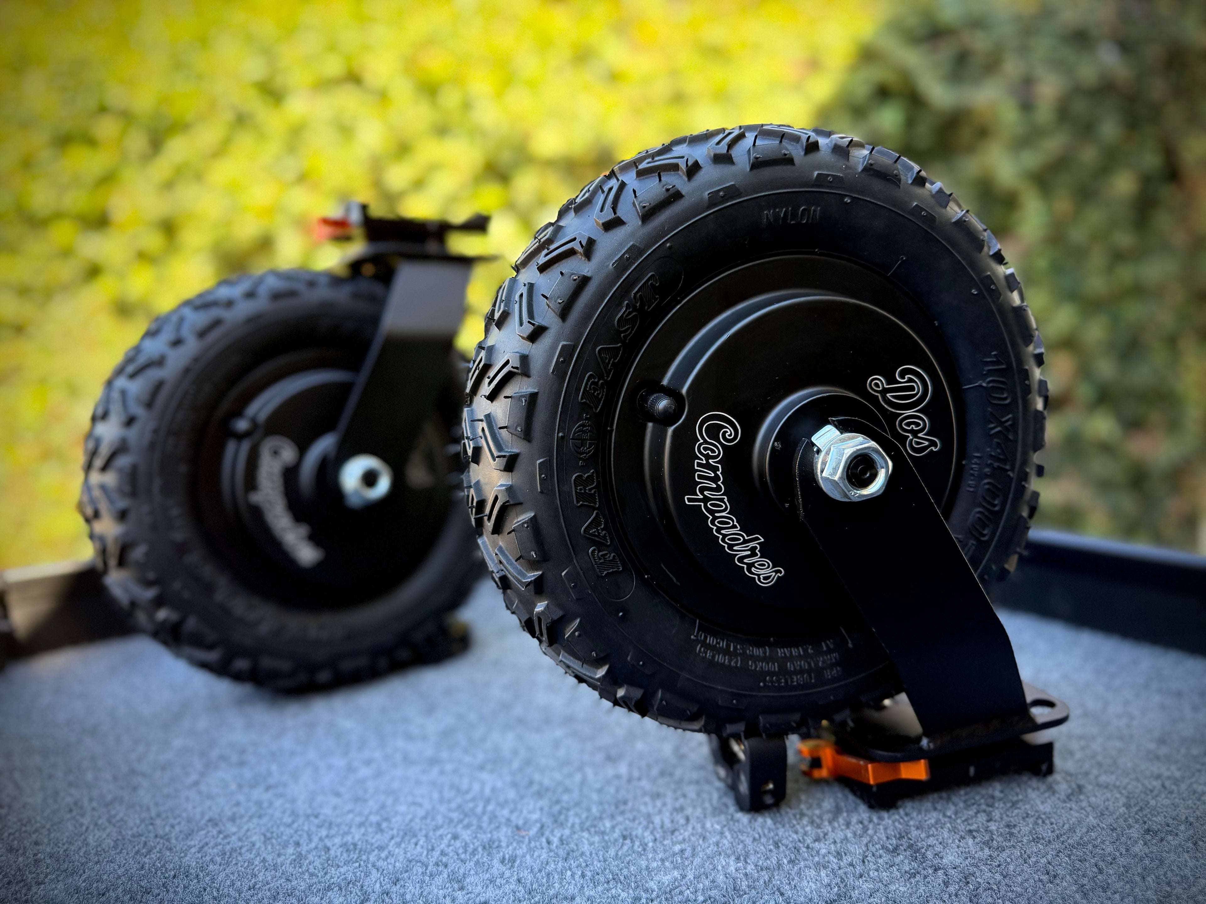 10" INOVATIV Dual Motorized Wheel Kit